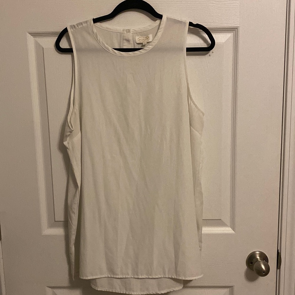 Mud pie sheer white tank.